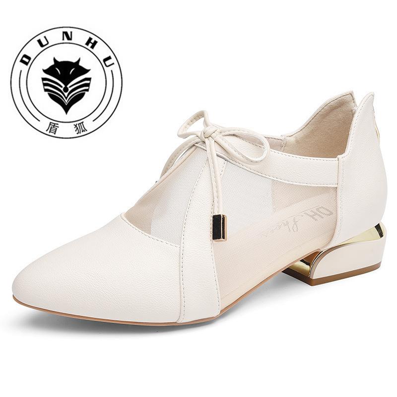 Buty ze spiczastym noskiem z siateczki Oddychające skórzane buty Letnie nowe sandały skórzane damskie buty