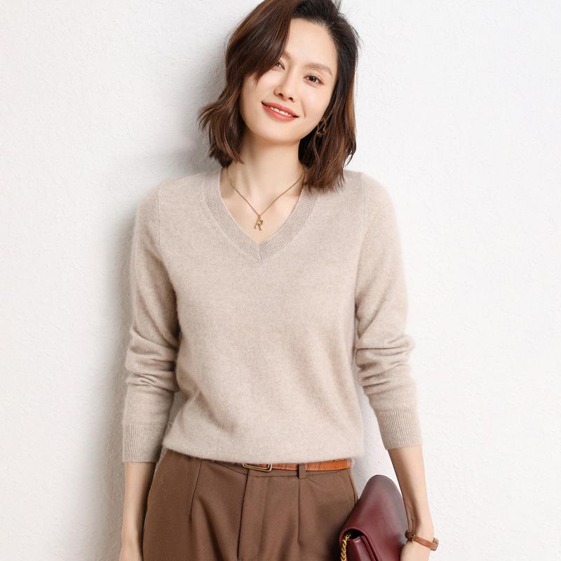 Autumn/Winter 2026 Women's V-Neck Cashmere Sweater: Loose Fit, Elegant Slimming Pullover.