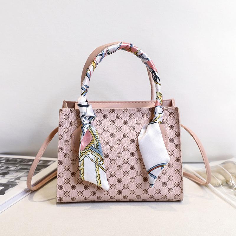 Guangzhou women's bag printed handbag autumn and winter new shoulder change mobile phone silk scarf bag