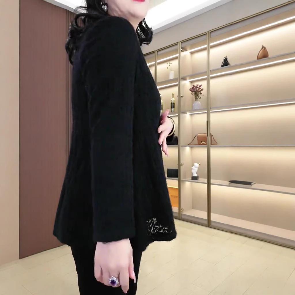 Spring Velvet Light Luxury Versatile T-shirt Sweater: Plus Size Elastic Top for Middle-aged Women