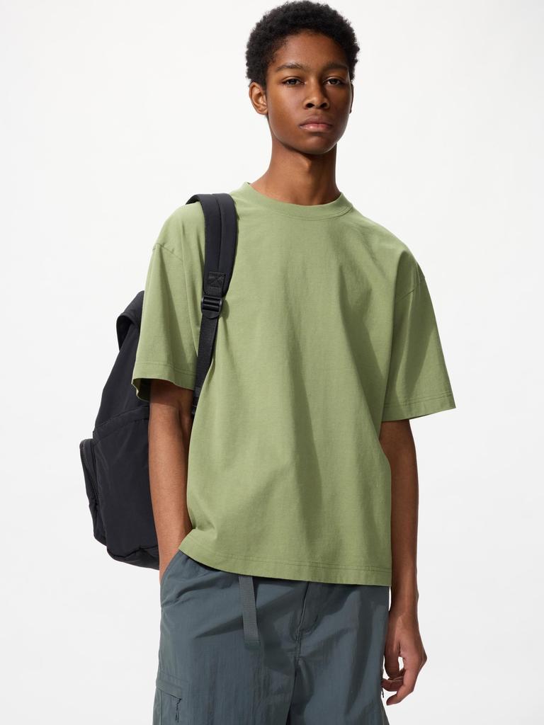 Uniqlo Japan Boxy Cropped T-Shirt