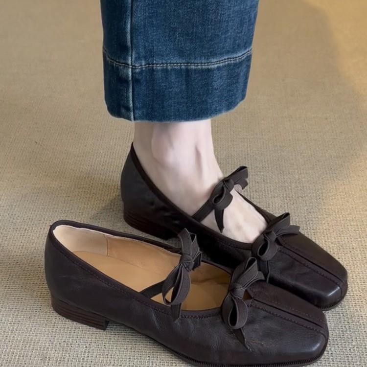 

Sheepskin version square head shallow mouth ballet shoes women s one-pedal bow thick heel single shoes flat Mary Jane shoes 40 чорний