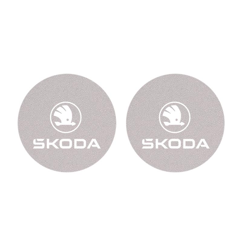 2 Stück Auto Logo Untersetzer Anti-Rutsch Anti-Geräusch Wasserbecher-Pad Für Skoda Octavia Kodiaq Superb Rapid Karoq Fabia Kamiq Citigo Vision