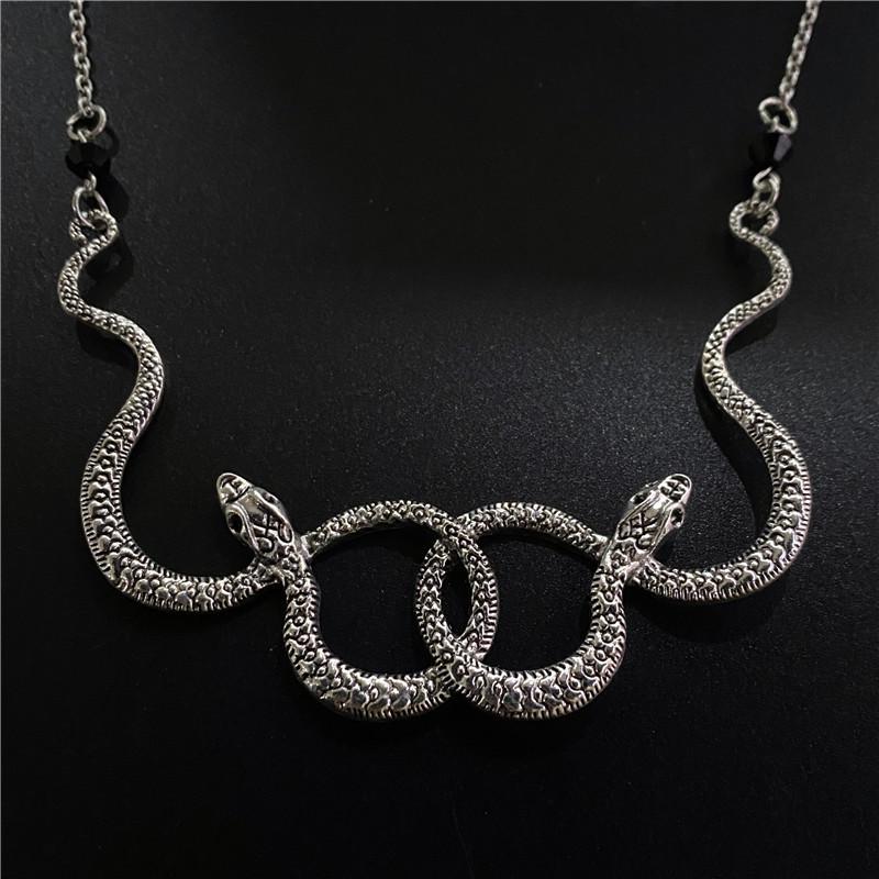 Stylish Cobra Snake Pendant Necklace - New Innovative Design