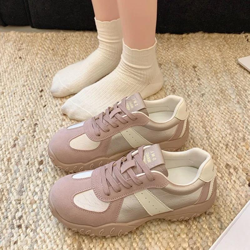 Frühling und Sommer Neue Mode Damen Schuhe Bequeme Freizeit-Sneaker Outdoor Atmungsaktiv Schnürschuhe Walking Creepers Sportschuhe