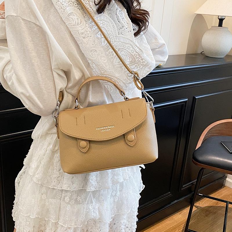 Premium Sense Niche Bag Women's 2025 Summer New Simple Shoulder Bag Versatile Casual Messenger Bag Small Bag