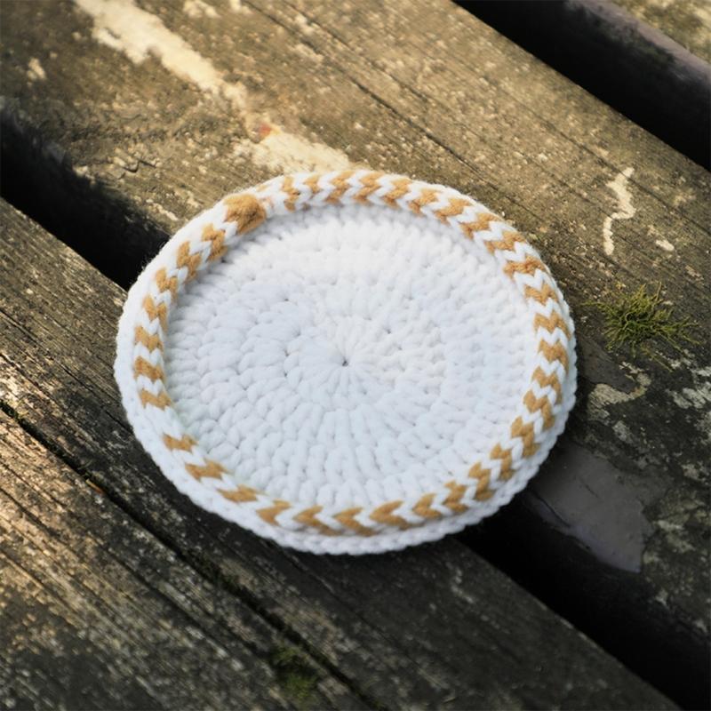 Crochet Kits Christmas Coaster Crochet Yarn Set Crochet Needle Crochet Starter Kits with Stitching Markers Thread