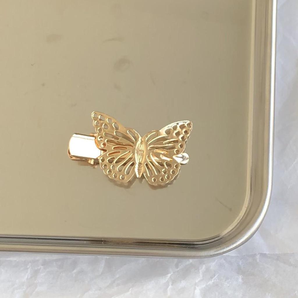 Hollow Butterfly Hair Clip - Y2K Silver/Gold Accessory for Bangs