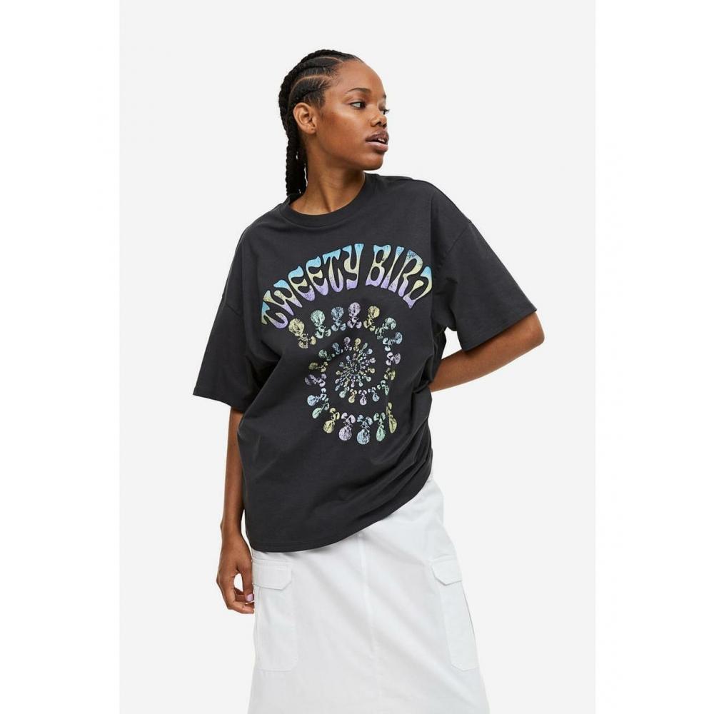 

Футболка с принтом H&M Oversized Черная Tweety Bird 1174432001