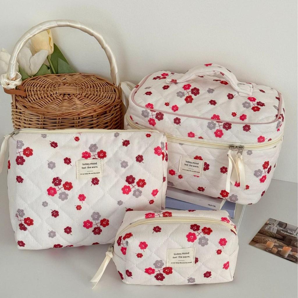 Borsa Cosmetica da Viaggio in Velluto a Coste Rosa con Fiori - Multifunzionale e Portatile
