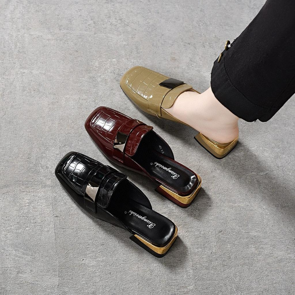 Baotou slippers women's outer wear 2025 European and American style square head low heel flat bottom sandals cowhide square buckle loafers lazy drag