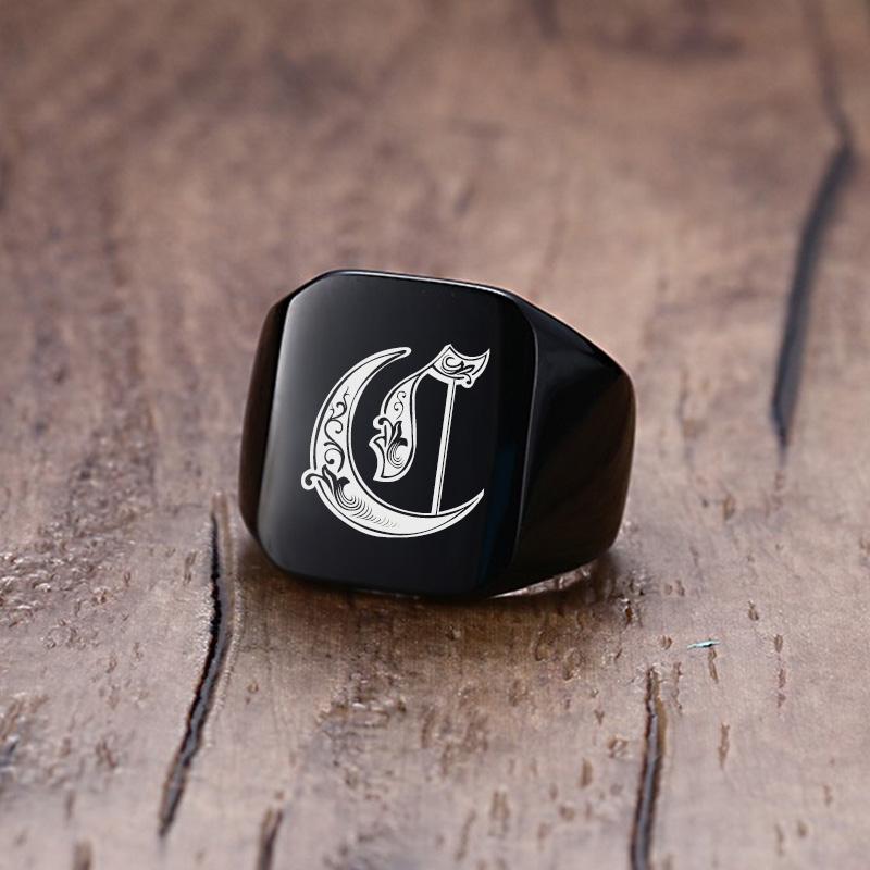 Vnox 18mm klobiger Siegelring für Männer schwarzer Edelstahl mit eingraviertem Royal Initialen-Buchstaben-Anfangsstempelring individueller Schmuck