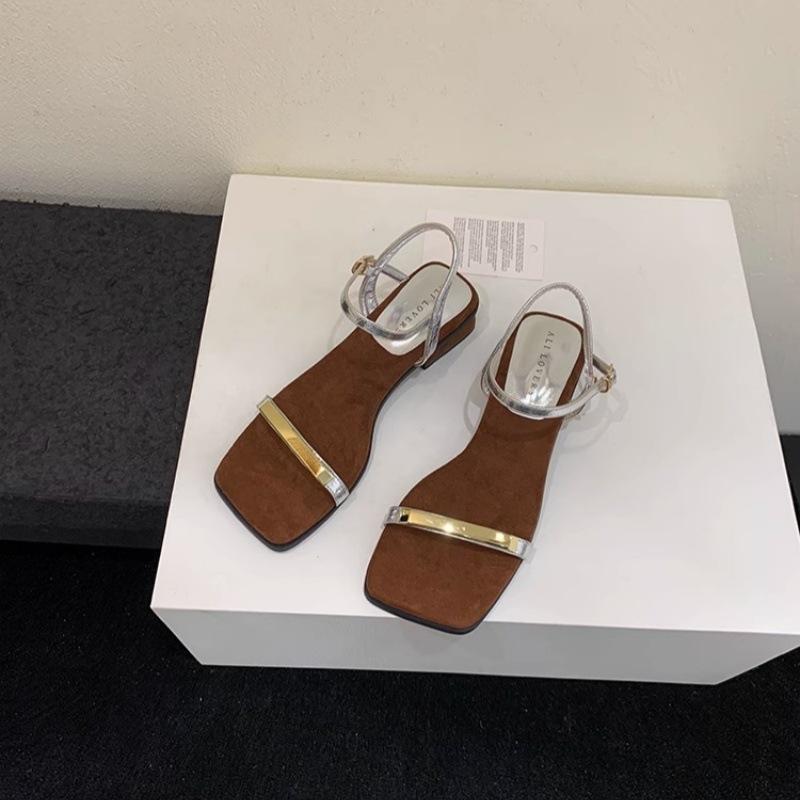 

Женские босоножки модели с юбками 2025 лето новые модели с модными и универсальными толстыми каблуками и высококлассные женские туфли с открытым носком 38 серебряный