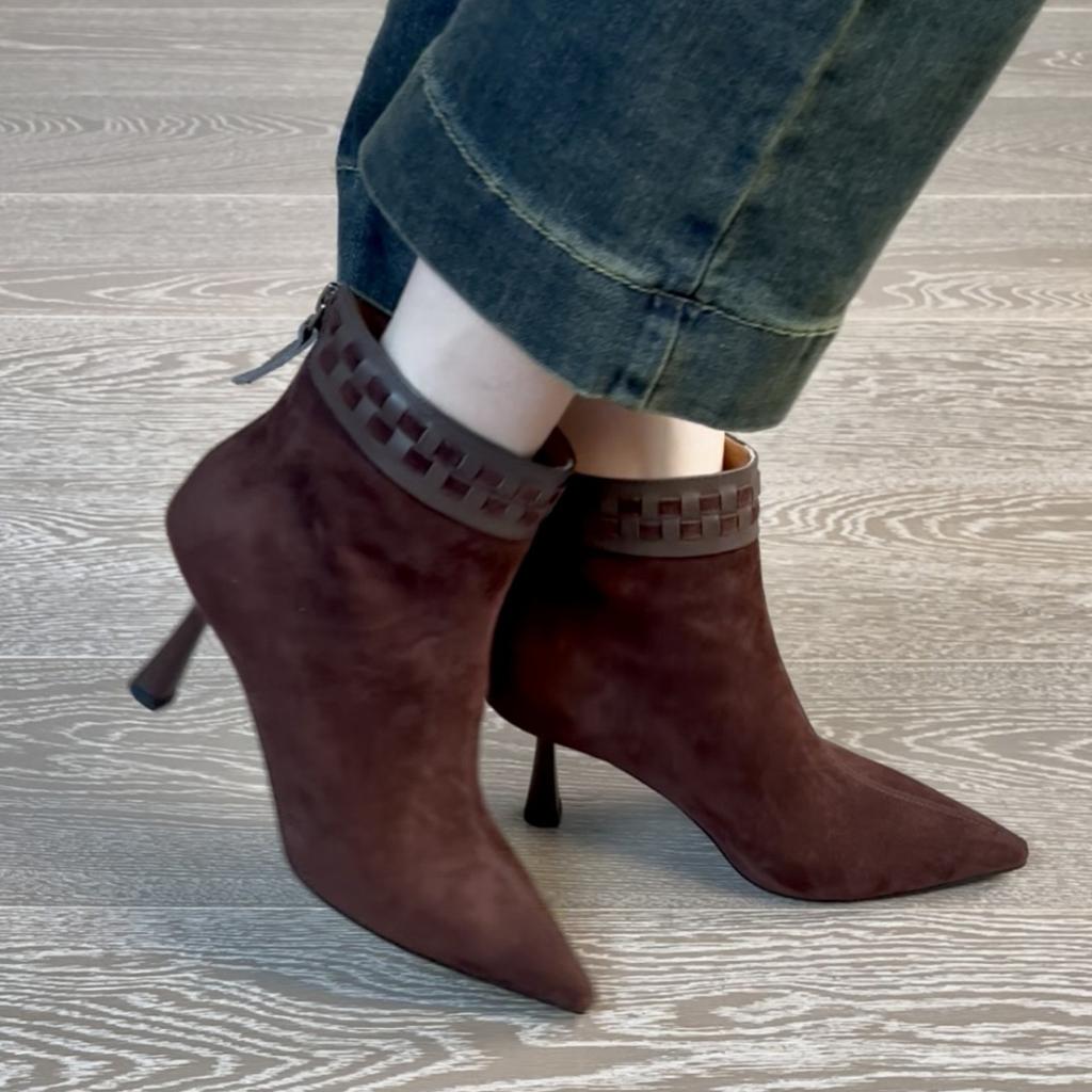 7.5Cm Korean Version of Fashion High-heeled Short Boots Women's Autumn and Winter Versatile Pointed Boots Black Fashion Temperament and Ankle Boots