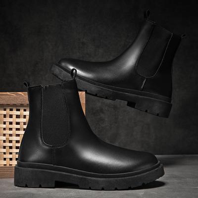 Neue Herbst- und Winter-Chelsea-Boots, schöne Lokomotive Schornstein kurze Mode-Schuhe, Britischer Stil, Schwarze Martin-Stiefel