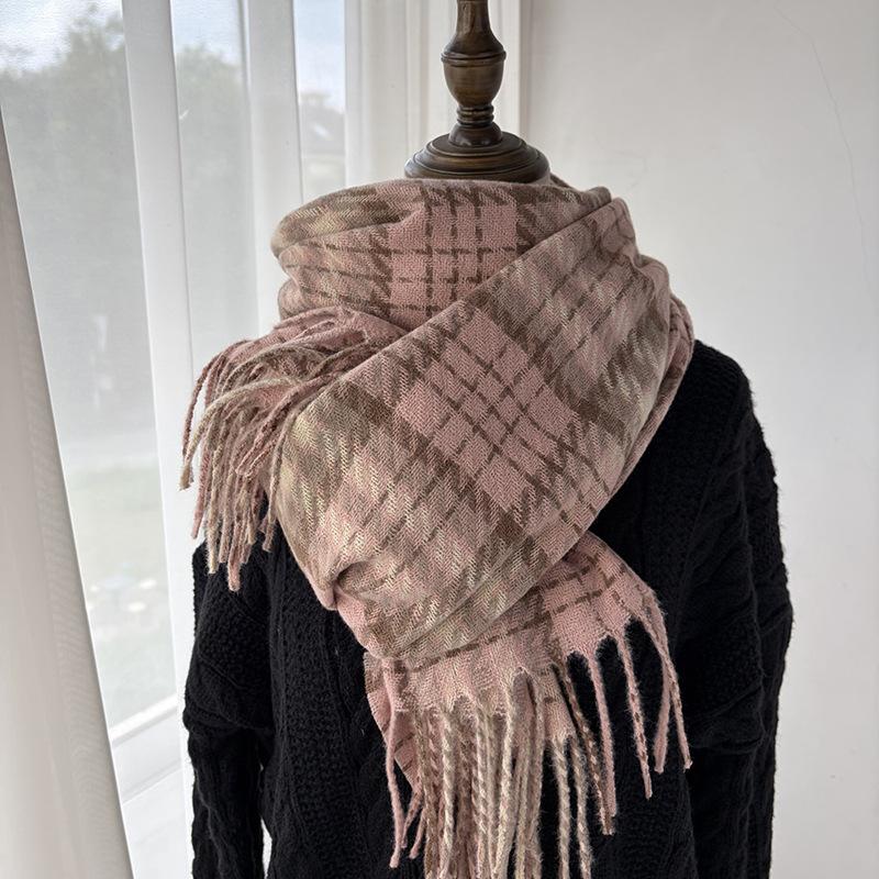 New scarf women's autumn and winter thickened warm plaid fringed scarf Korean version imitation cashmere couple shawl scarf wholesale