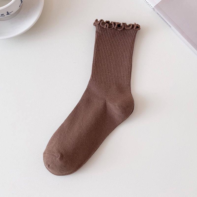 Women's Lace Ruffle Mid-Calf Socks - Sweat-Wicking, Versatile Japanese Mary Jane Style