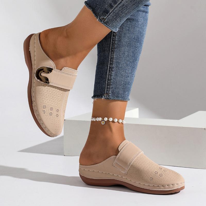 Women's Baotou Flat Casual Half Slippers New Solid Color Wedge Metal Buckle Beach Slippers