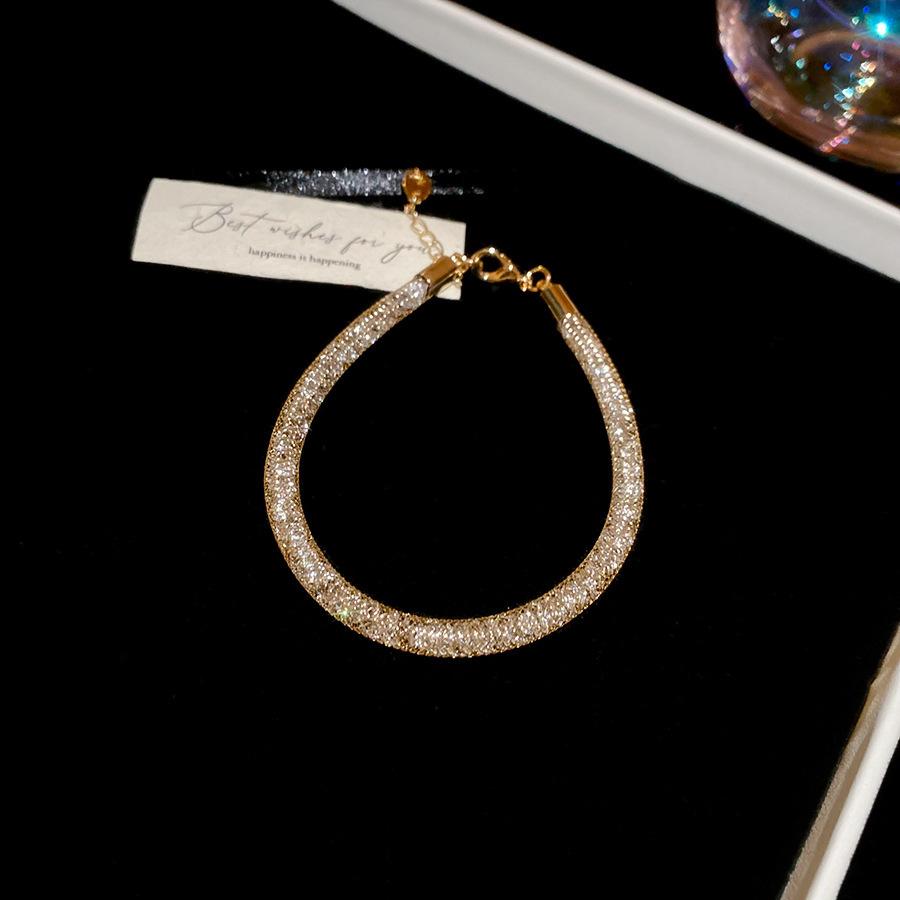 French temperament cold wind zircon star pearl bracelet light luxury bracelet sweet versatile jewelry