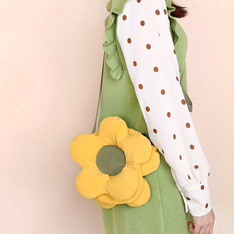 Three-Color Patchwork Floral Soft Girl Shoulder Bag