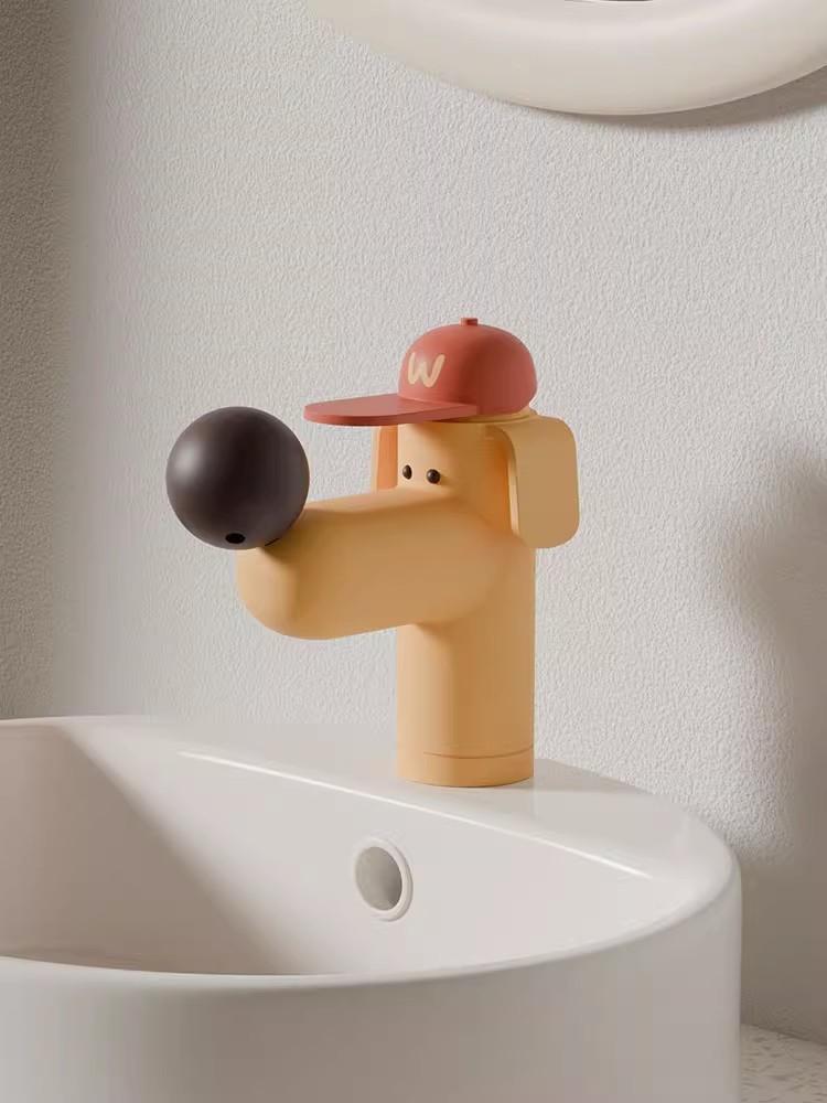 New Lovely Dog Basin Faucet Hot and Cold Bathroom Single Lever Brass Rotation Spout Sink Mixer Decked Single Lever Sink Mixer оранжевый