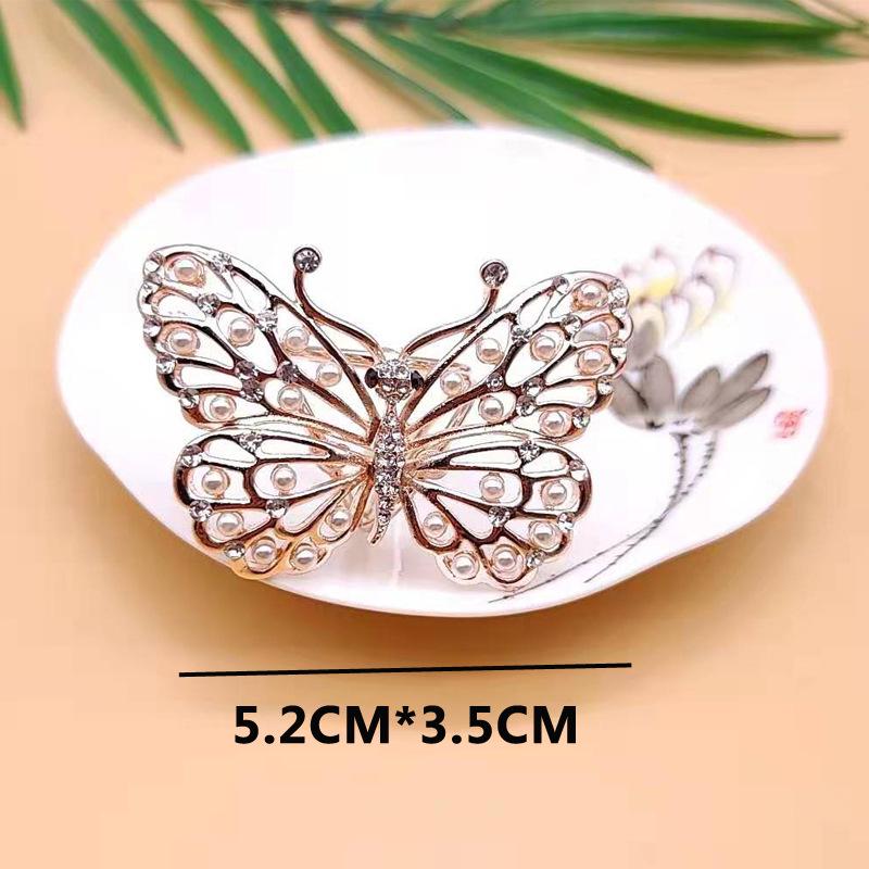 Korean Style Triple Ring Scarf Buckle - Elegant and Versatile Fashion Accessory