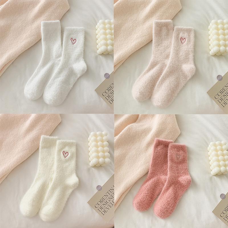 Women's Socks Mid-tube Socks Autumn and Winter Thickened Mink Velvet Embroidered Love Sleeping Floor Socks Winter Warm Socks