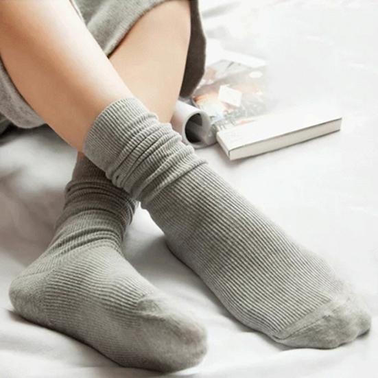 Mode Mädchen Frauen Weiche Strick Socken Lässige Baumwollmischung Mittelrohr Strümpfe
