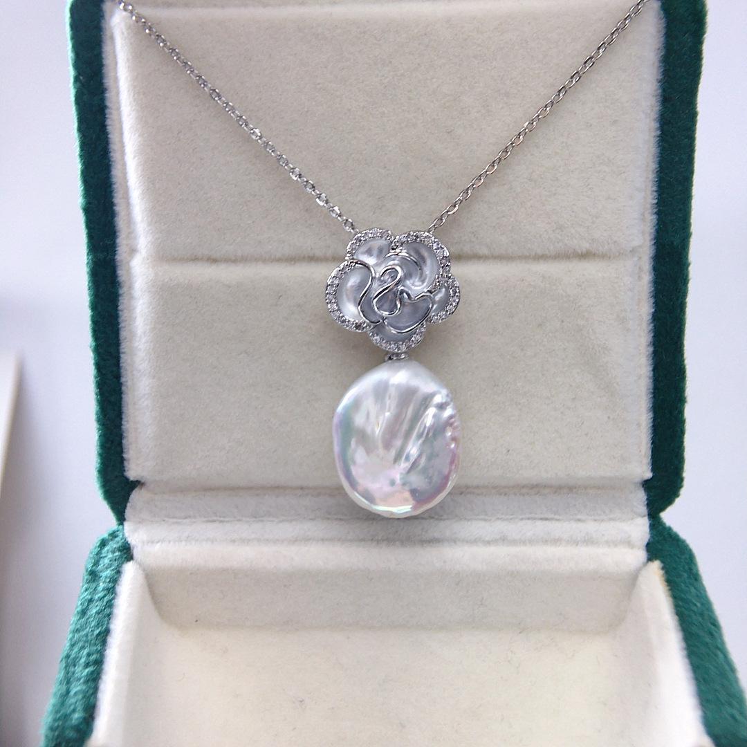 Жуцзи Классическая Камелия Барочная Жемчужная Подвеска на Шею с Микро-Инкрустацией Цирконами