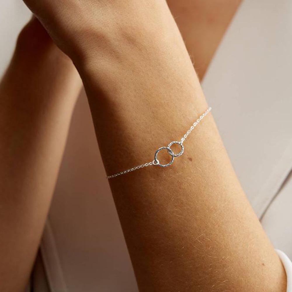 Chihang Geometric Double Circle Hammered Texture Bracelet – Women's Simple, Fashionable, Versatile Gift.