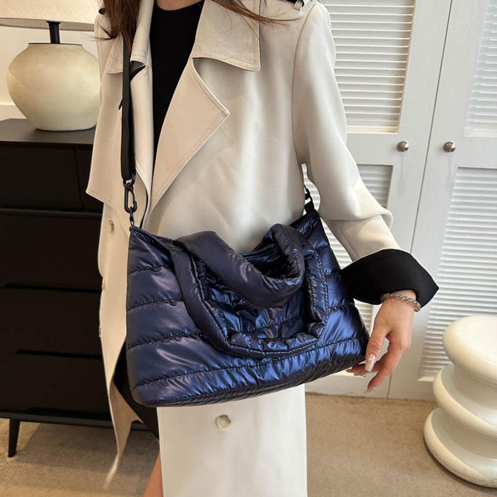 Women Quilted Shoulder Bag Lightweight Puffy Handbag Large Capacity Padded Shoulder Bag Versatile Casual Travel Shopping Bag