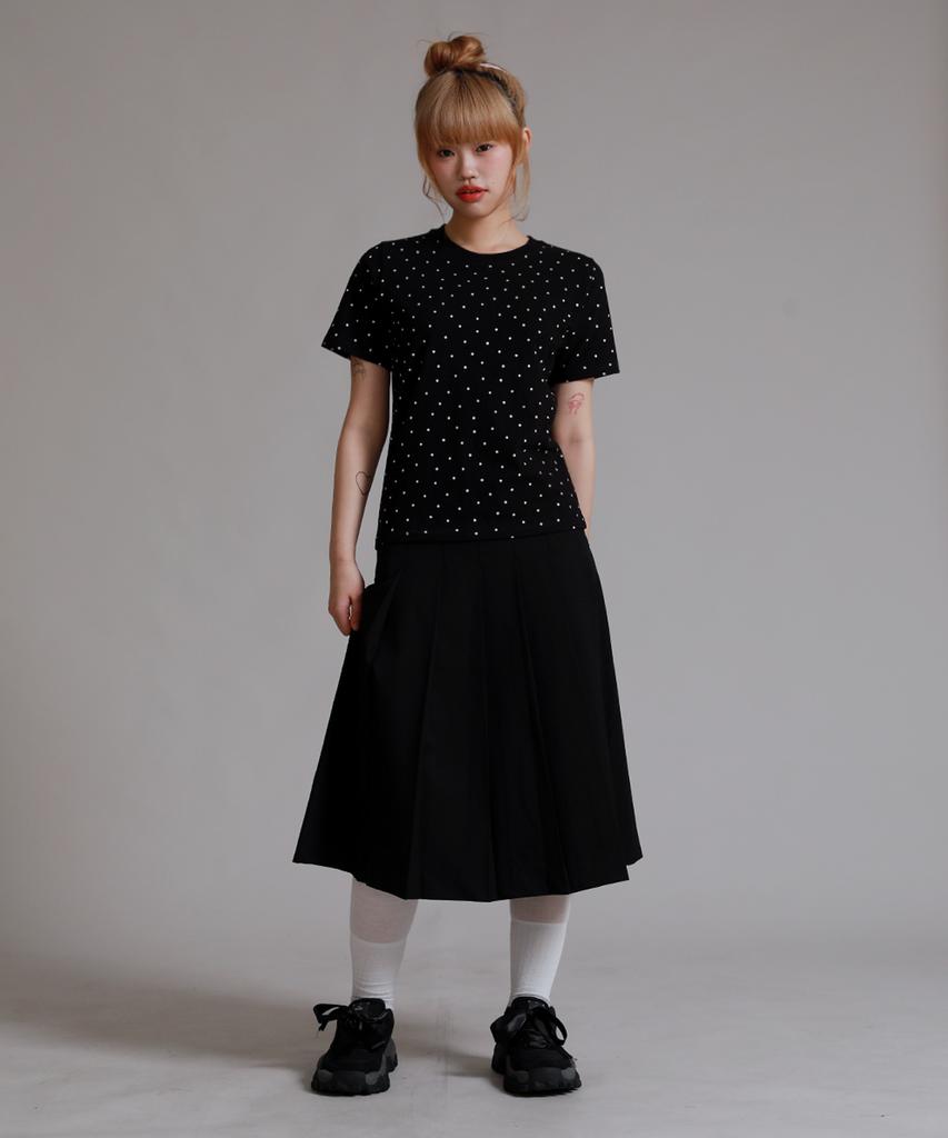 LIKE THE MOST Dot Point Regular Short Sleeve T-Shirt_Black