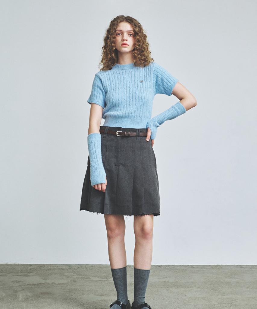 KNITTED (W) Hairy Fur Cable Crop Knit Sky
