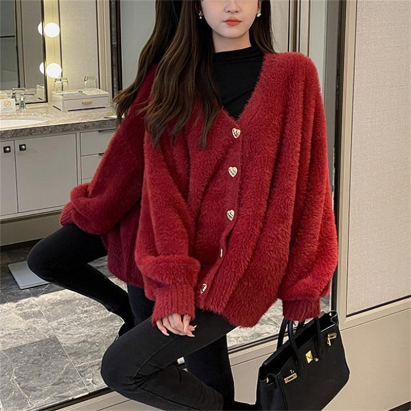 

Autumn and winter new soft waxy versatile love buckle knitted cardigan women s fashion loose imitation mink sweater jacket one size fits all красный