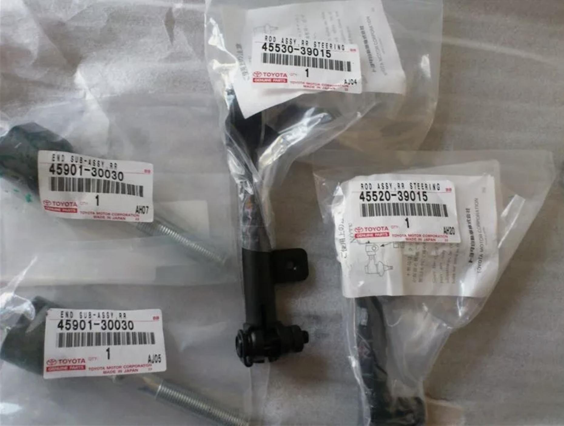 

Toyota Lexus Genuine GS300 400 Aristo JZS161 Rear Steering Tie Rod End Set OEM