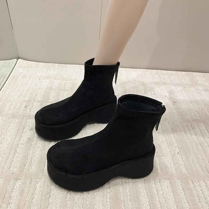 Europäische Station Damenschuhe 25 Herbst klassische Mode Samt runde Zehe erhöhend leicht dicke Sohle Reißverschluss hinten niedriger Schaft Damenstiefel