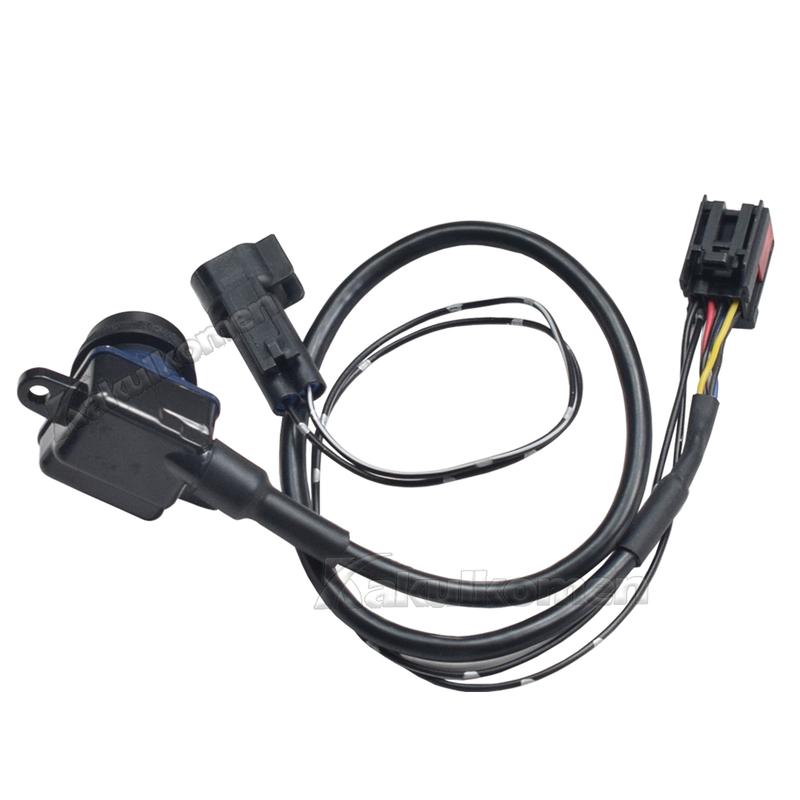 56054157AA Rear View Reverse Backup Parking Camera For Chrysler Town & Country 3.6L V6 2011 2012 2013 2014 2015 2016 4672639AA