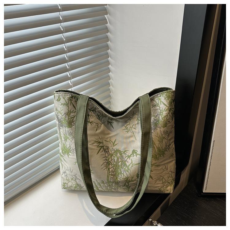 

2025 новая мода высококлассное чувство национального стиля хозяйственная сумка большая вместимость сумка-тоут для поездок на работу одноплечевая портативная сумка-мессенджер женская сумка зелёный