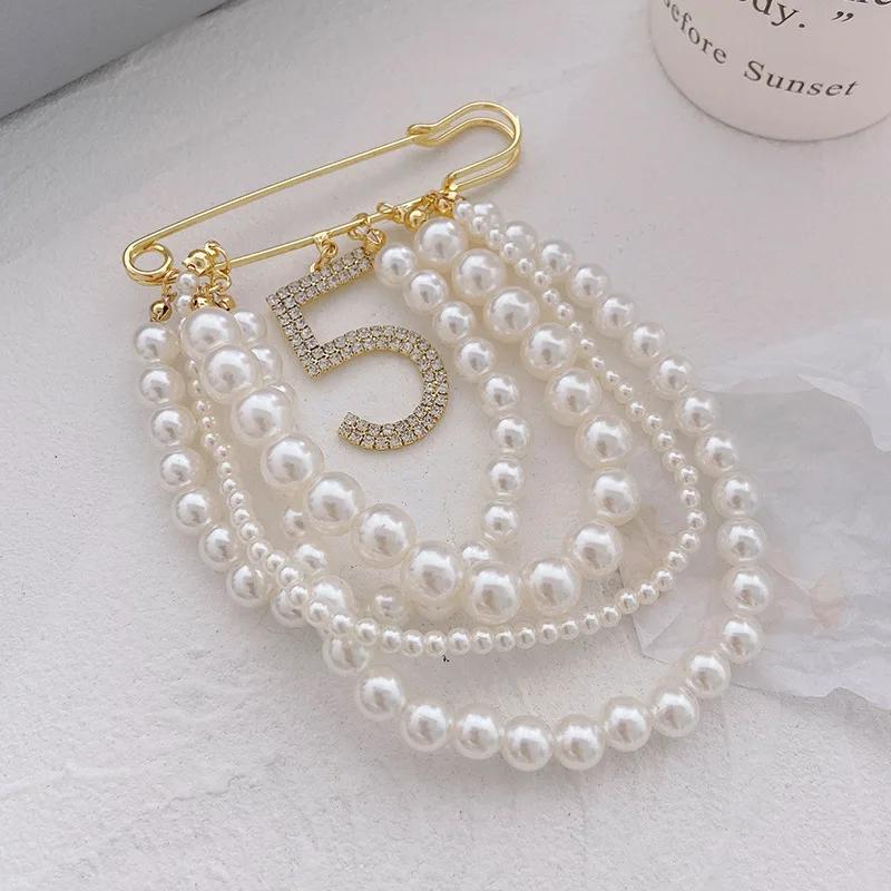 1pcs Fashion Pearl Tassel Chain Brooches Party Wedding Clothing Accessories  Brooches Art Brooch Lapel Pin Badge Tassel Chain