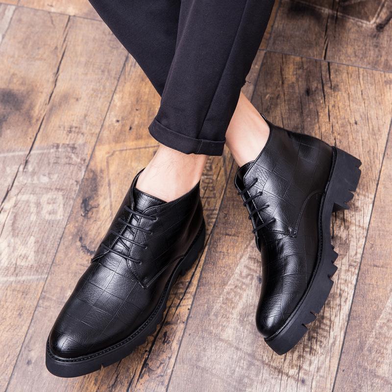 Men's High-Top British Style Leather Brogue Boots with Thick Sole and Height-Enhancing Pointed Toe.