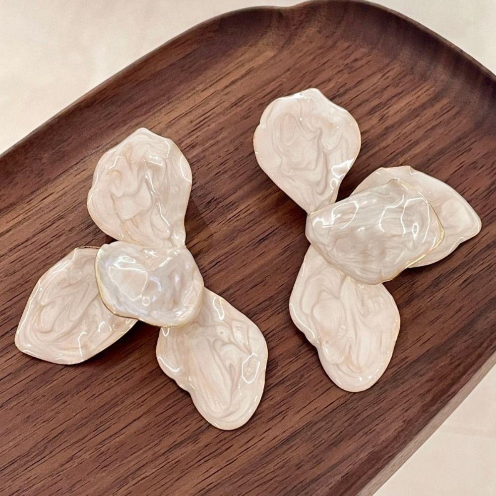 White Wedding Earrings Jewelry Accessories Romantic Ear Stud Metal Stud Earrings  for Women