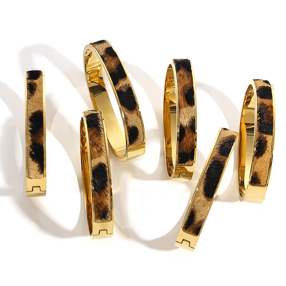 Flashbuy Gold Color Random Pattern Leopard Bangle Bracelet For Women Statement 18K Stainless Steel Wrist Fashion Zircon