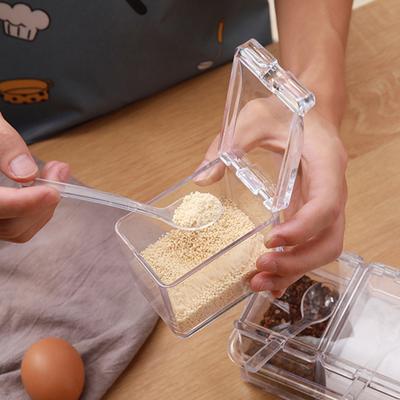 Set di Contenitori Trasparenti per Spezie con Coperchi e Cucchiaino Organizer da Cucina 4-in-1 per Sale Zucchero Pepe Contenitori Ermetici per Dispensa
