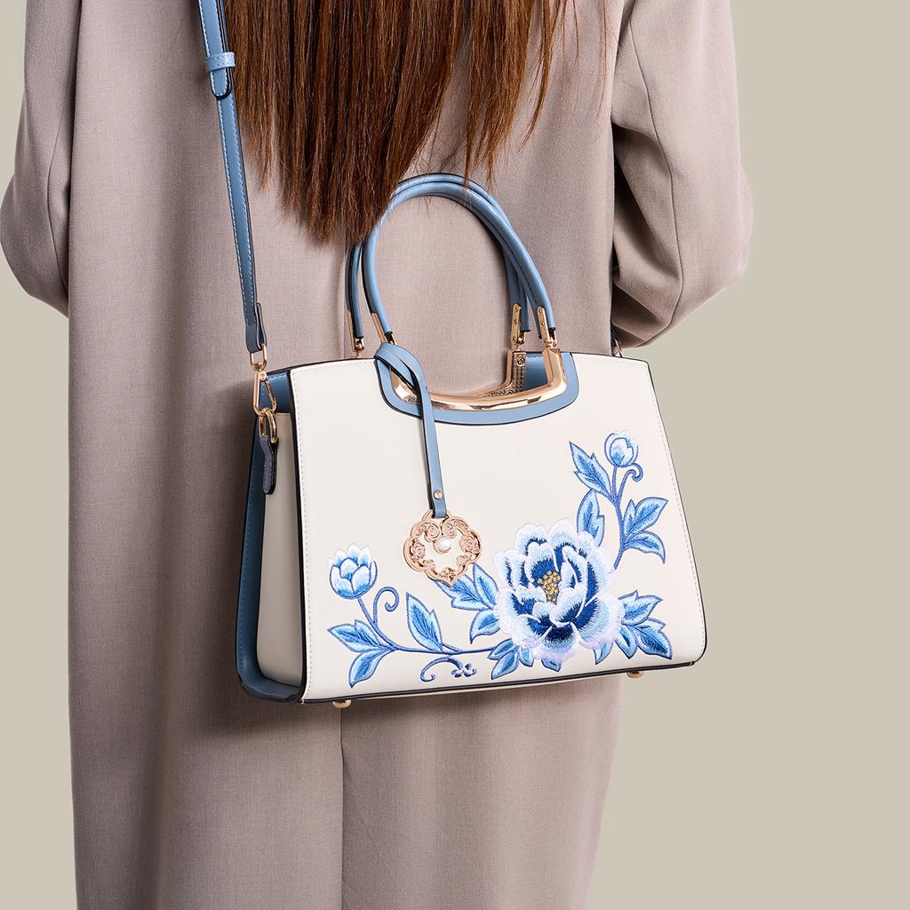 Mother'S Day Gift Embroidery New Chinese-Style Large-Capacity Portable Lady'S Mother Bag Atmospheric High-End Messenger Women'S Bag
