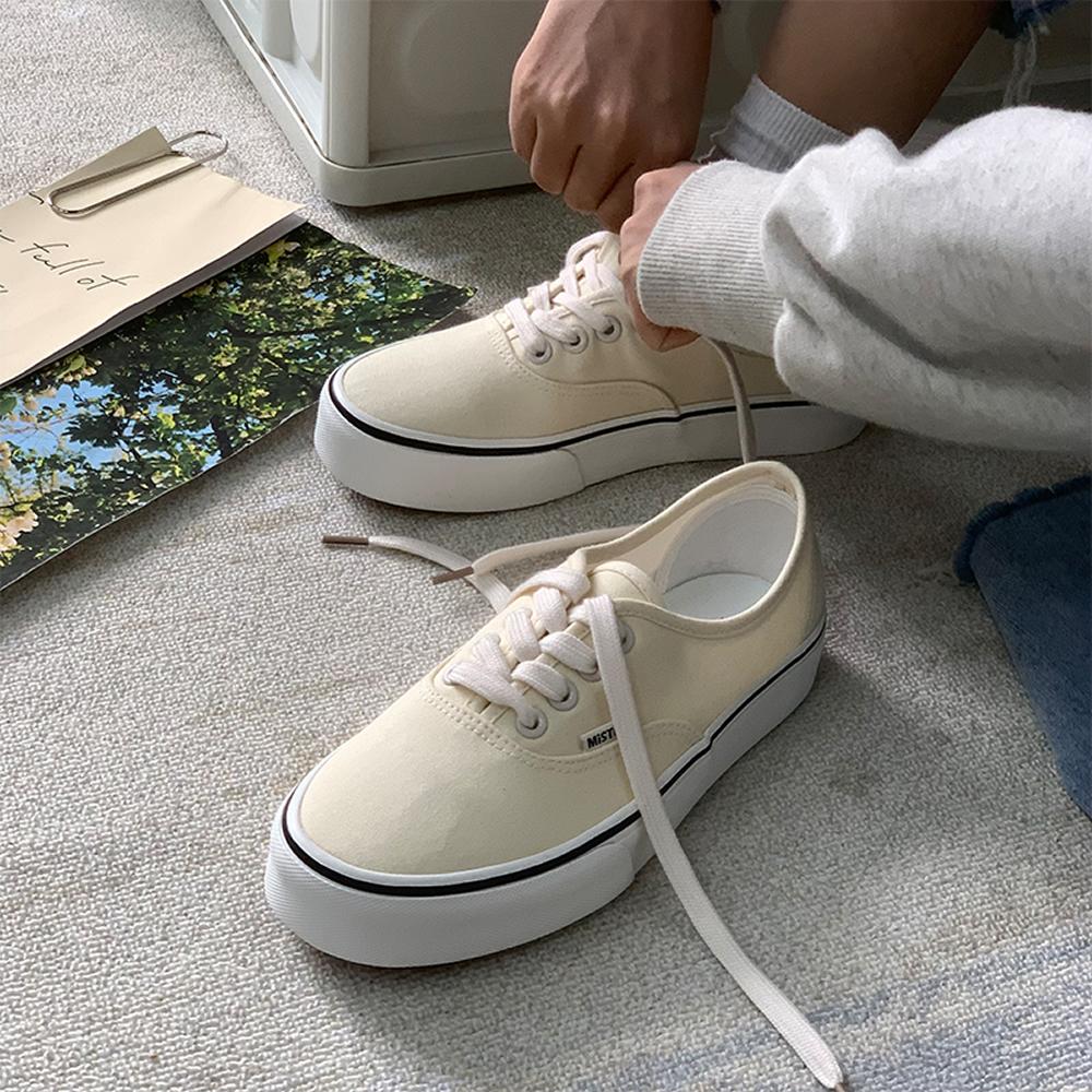 Casual Flats Canvas Sneakers Women Outdoor Solid Color Shallow Sports Shoes Tennis Female Streetwear Lace Up Vulcanize Shoes