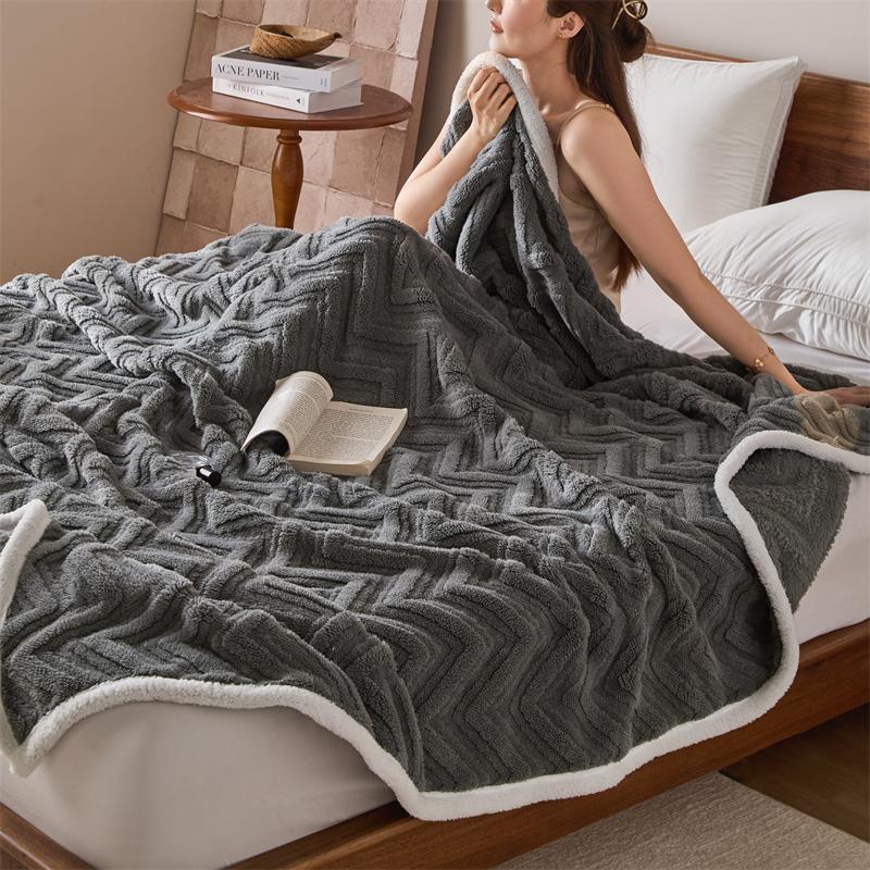 Spring Autumn Warmth Flannel Blanket Soft Comfortable Bed Blankets High Quality Keep Warm Multi-functional Sofa Blanket Shawl