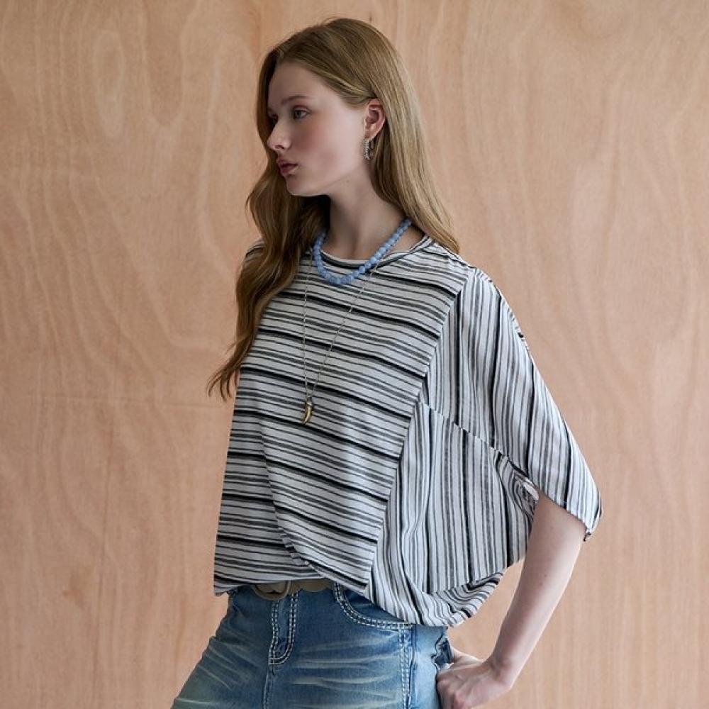 Maxza STriped Loose FiT Dolman ShorT Sleeve T shirT white/FREE