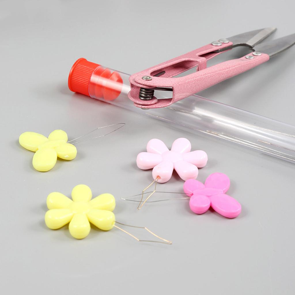 Set di Aghi e Strumenti per Perline per la Realizzazione di Braccialetti e Gioielli Compreso Ago a Occhiello Grande Ditale Metallico e Infilago