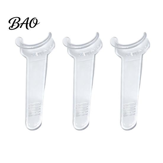 Pet Tooth Brushing Aid Helper, Clear Teeth Cleaning Aid, Reusable Oral Care Safe Mouth Spreader Holds The Lip Aside for Dogs And Cats, Easier