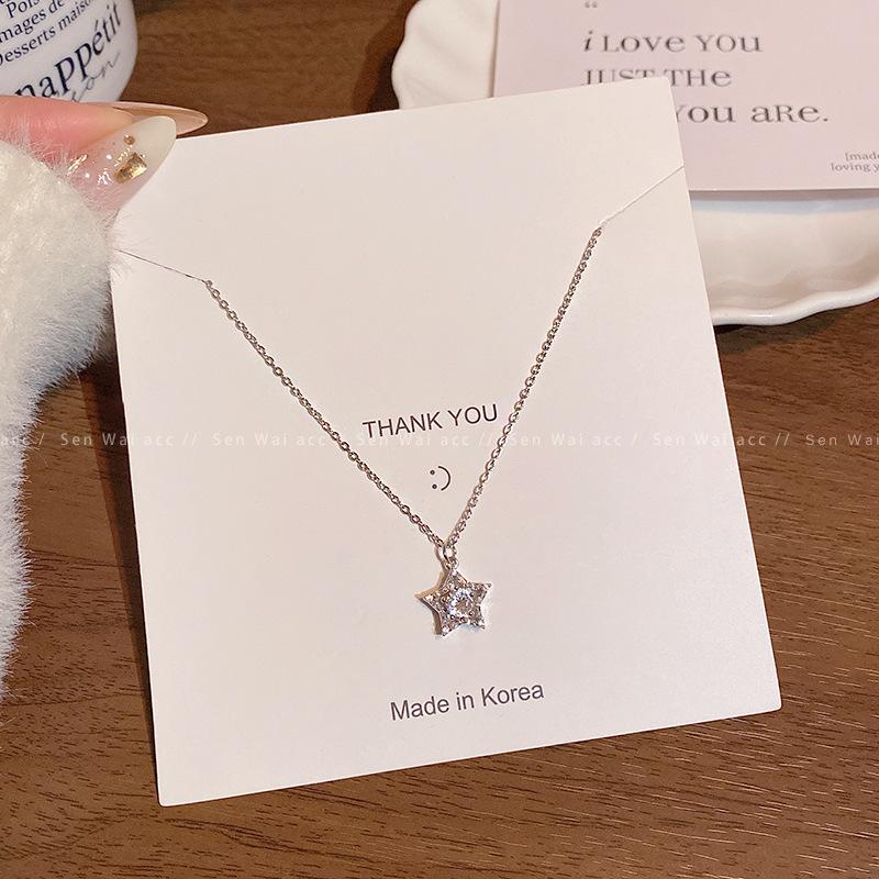 

Micro-inlaid zircon star titanium steel necklace women s light luxury silver collarbone chain 2026 new accessories